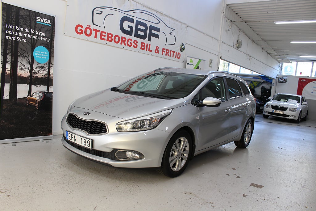 Kia Ceed cee'd_sw 1.4 CRDi EX *13920mil*