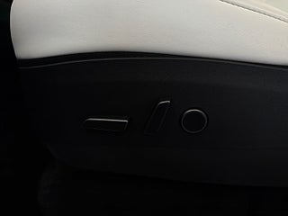 Mazda CX-60 PHEV HOMURA S&V-hjul/Pano/Skinn/HuD/Carplay/Elstol/MOMS – bild 17