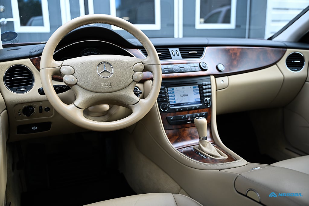 Mercedes-Benz CLS