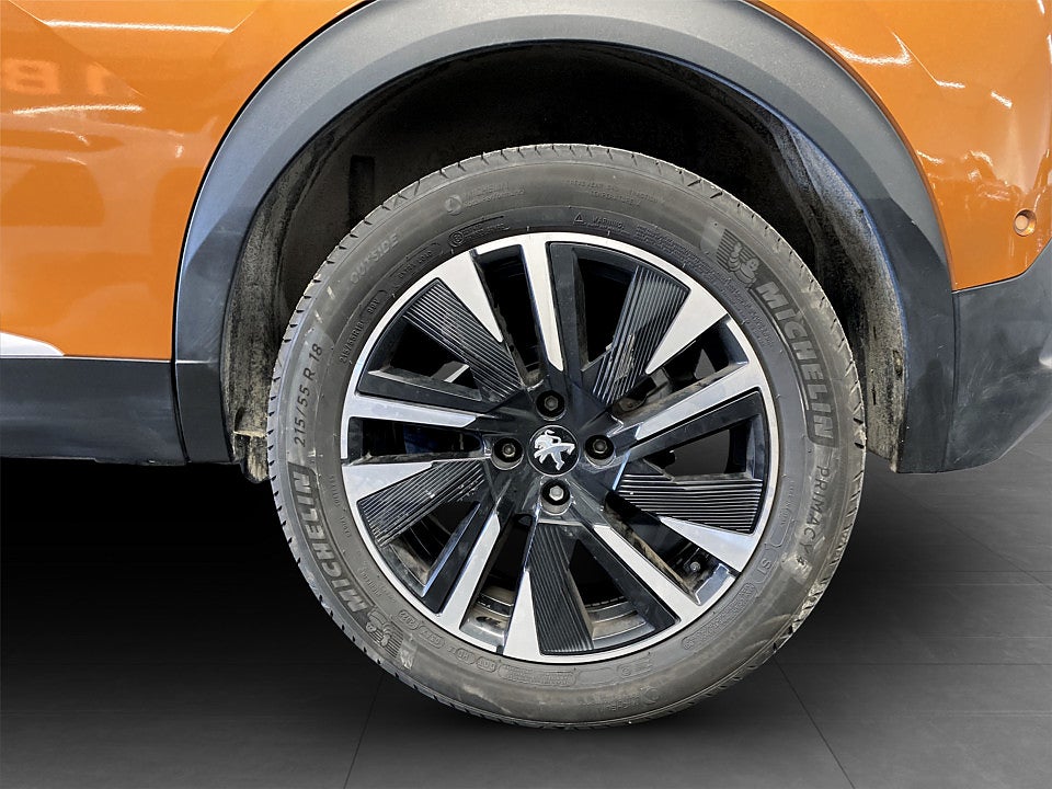 Bild på Peugeot 2008 GT 1.2 PT 155hk Aut B-KAMERA CARPLAY