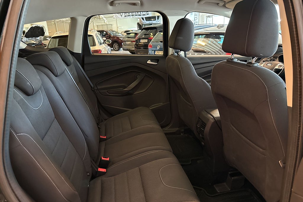 Ford Kuga 2.0 TDCi AWD Powershift Trend Drag M-värmare Sov Hjul  miniatyr 9