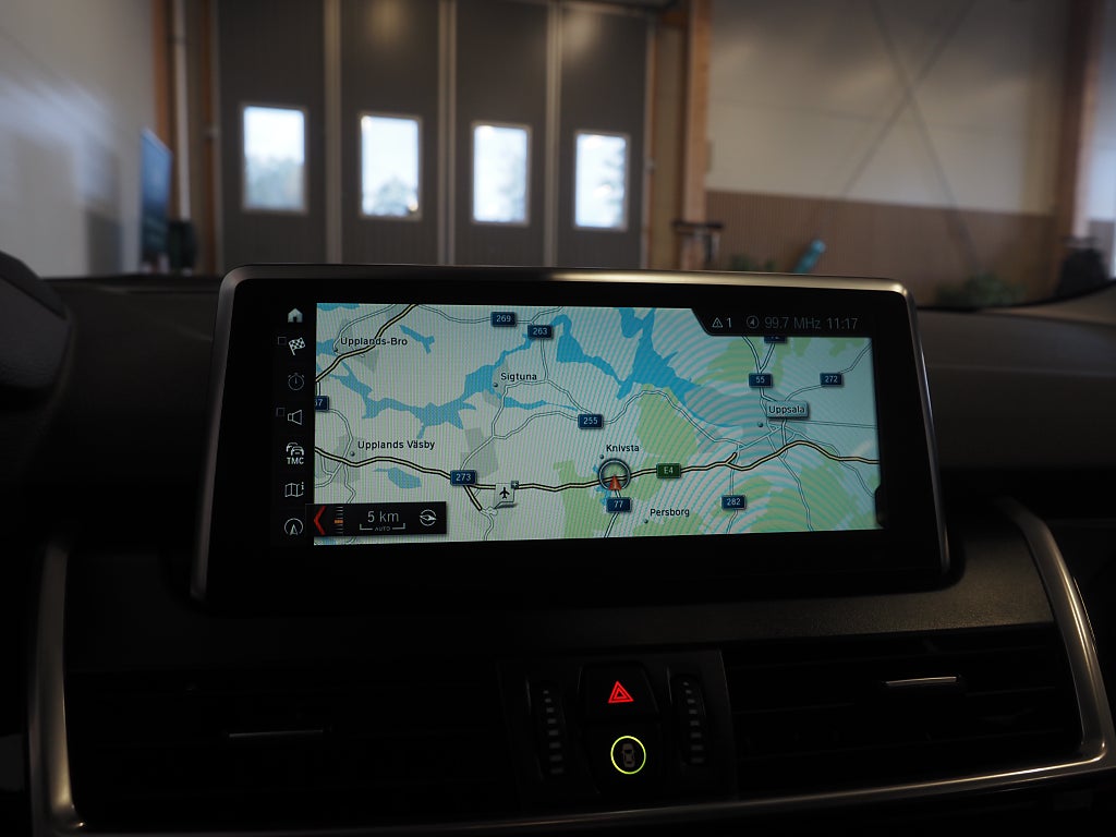 BMW 220 d xDrive Active Tourer Sport line M-Värm Navi Drag 2019