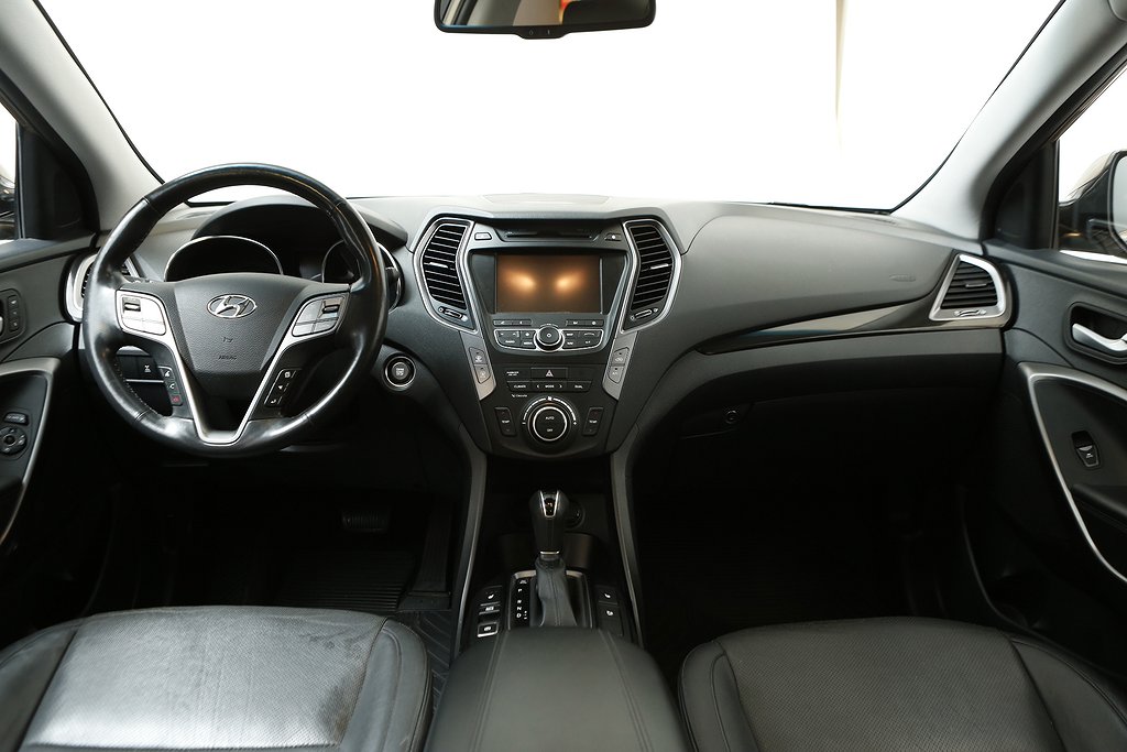 Hyundai Santa Fe 2,2 CRDi Premium AWD Aut Pano D-värme Drag 2015