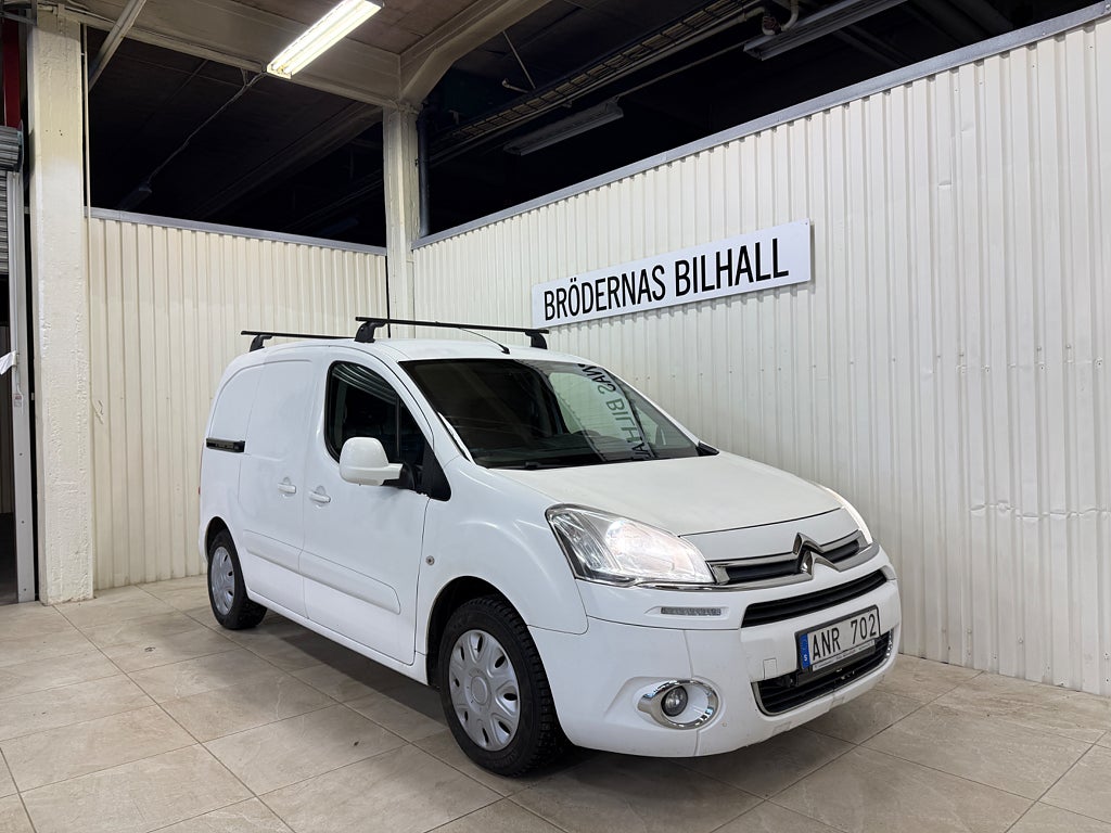 Citroën Berlingo Van 1.6 HDiF 8v/ Hyllor/ Dragkrok/ Motorvärmare
