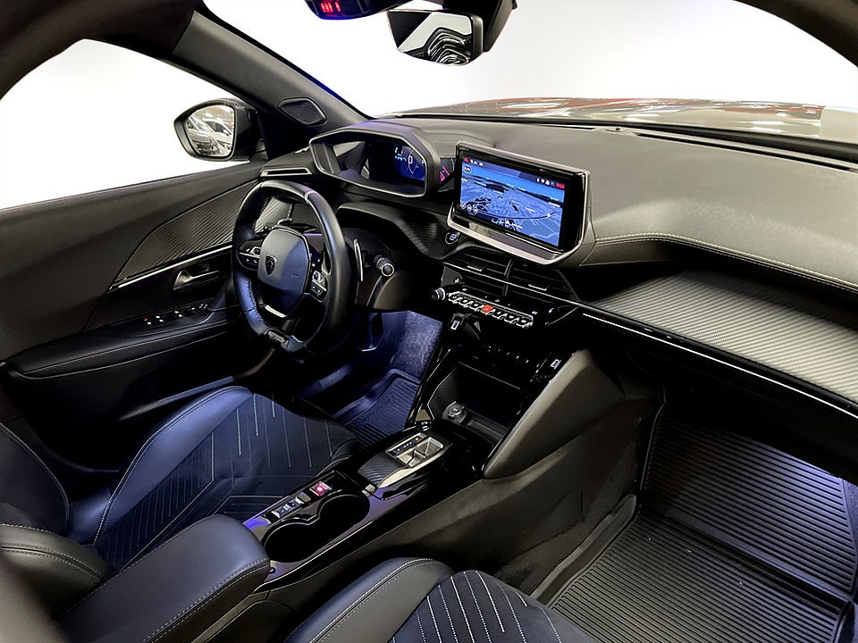 Bild på Peugeot 2008 GT 1.2 PT 130hk Aut B-KAMERA CARPLAY NAVI