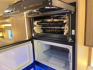 Husbil-integrerad Kabe TM I 810 LGB 20 av 28