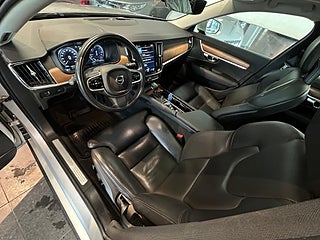 Volvo S90 D4 AWD Inscription S&V-Hjul/Drag/M-värm/Kamera/Elstol – bild 10