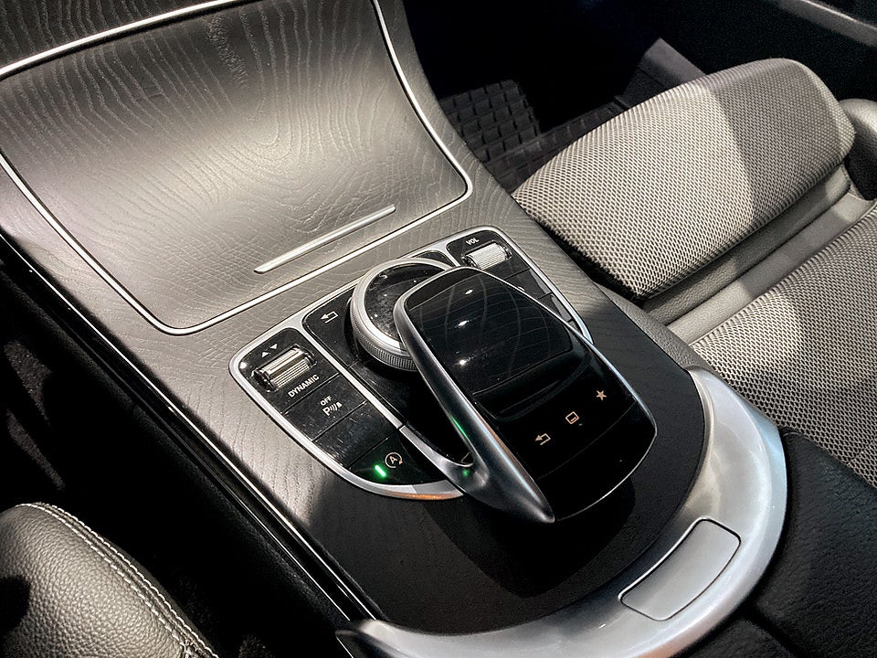 Bild på Mercedes-Benz C 220 T d 4MATIC 7G-Tronic Plus Avantgarde Euro 6