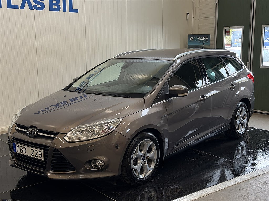 Ford Focus Kombi 2.0 Auto 140hk Titanium|Kamermbytt|Carplay|Ny bes-ser|
