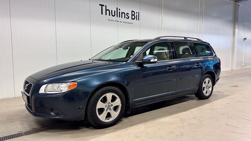 Volvo V70 2,0F 145 Momentum / RTI / 