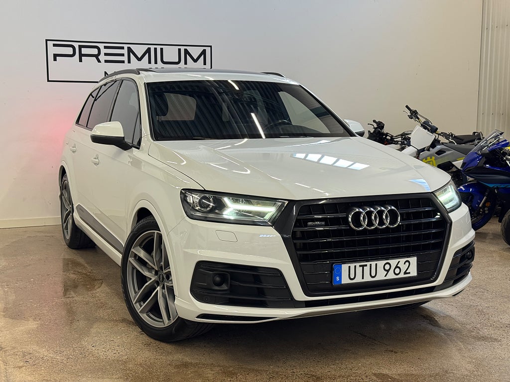 Audi Q7 3.0 TDI V6 Q S Line 7-Sits Luft Pano Värm Drag 272hk