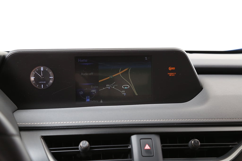 Lexus UX 250h E-Four 184hk Premium AWD Aut Teknik-paket Taklucka 2021