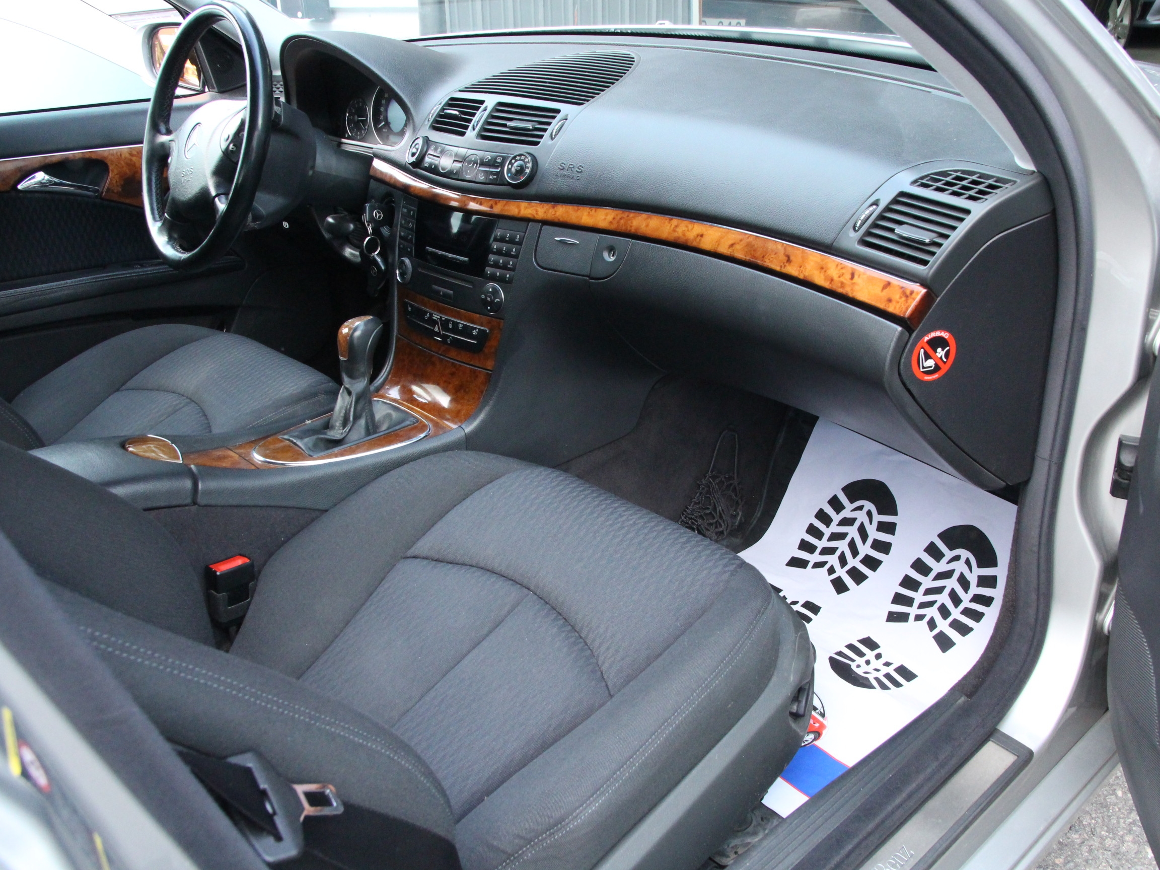 Mercedes-Benz E 240 NY BES 177hk 2003, bild 7/28