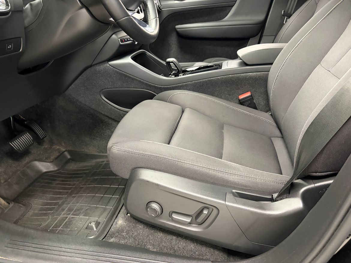Volvo C40 Recharge Plus Edition 2023, kuva 7/10