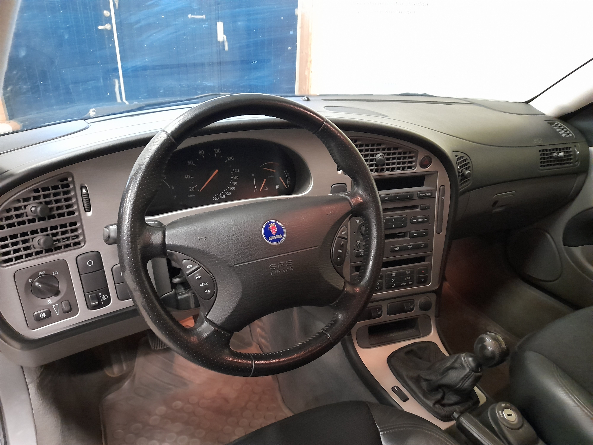 Saab 9-5 2.3 T Vector 220hk 2004, bild 4/42