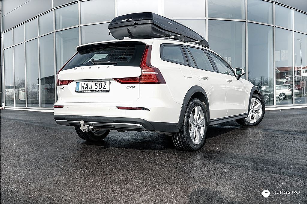 Volvo V60 Cross Country B4 AWD
