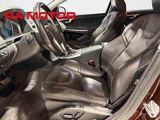 Sedan Volvo S60 Cross Country 9 av 24