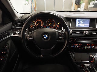 Sedan BMW 520d 11 av 22