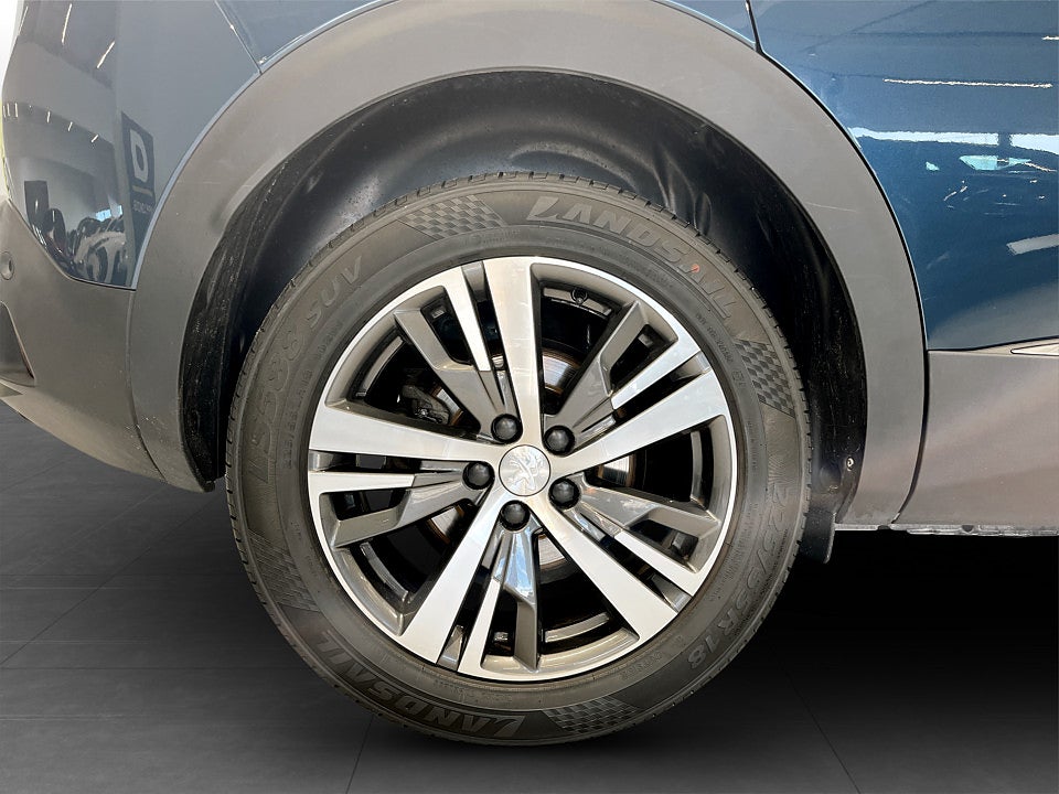 Bild på Peugeot 3008 Allure Pack 1.2 PT 130hk Aut B-KAMERA NAVI
