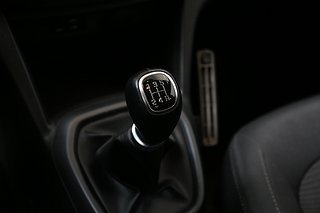 Halvkombi Hyundai i10 17 av 22