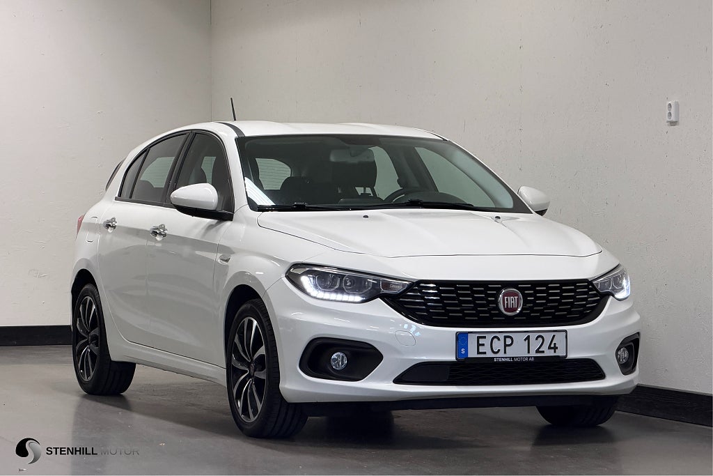 Fiat Tipo 1.6 E.Torq 110hk Euro 6 Lounge Navi Kamera Fullservad 