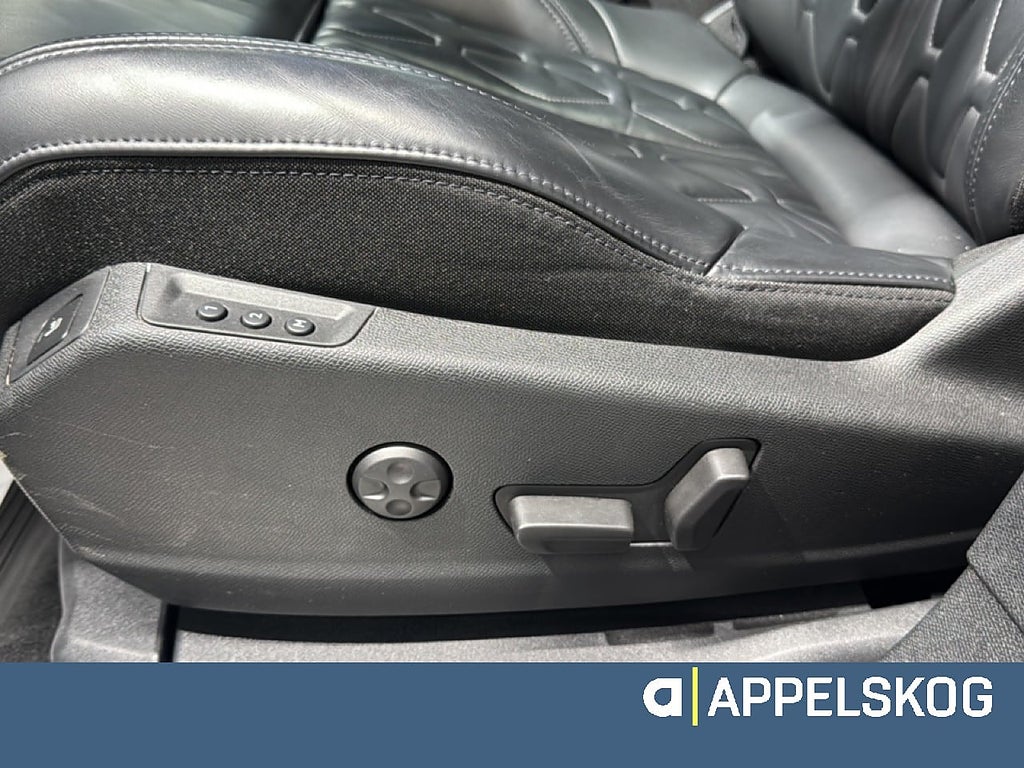 Peugeot 3008 GT PureTech 180 Automat Ultimate Business thumbnail