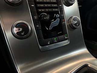 Volvo V60 D4 Momentum S&Vhjul/ Drag/Dvärm/Nav/Rattvärm/KamremBytt – bild 17