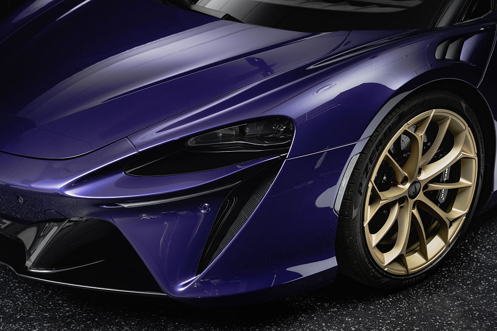 Gallery image 4 of 18