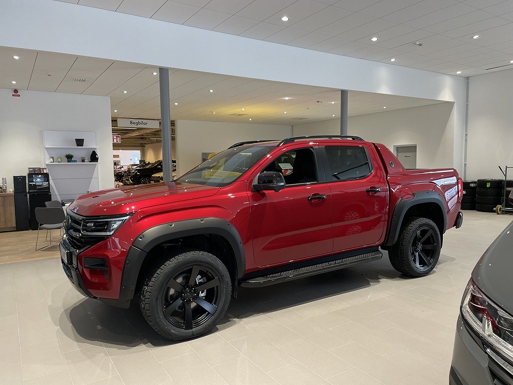 Volkswagen Amarok Aventura Black, 20" DIRT A/T, Lagerbil