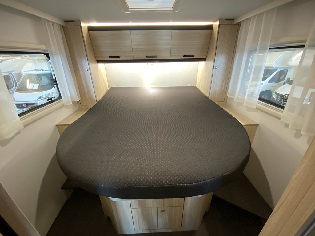 Sun Living S 75 SC / Taksäng /  B-körkort / Automat 140hk - Sun Living
