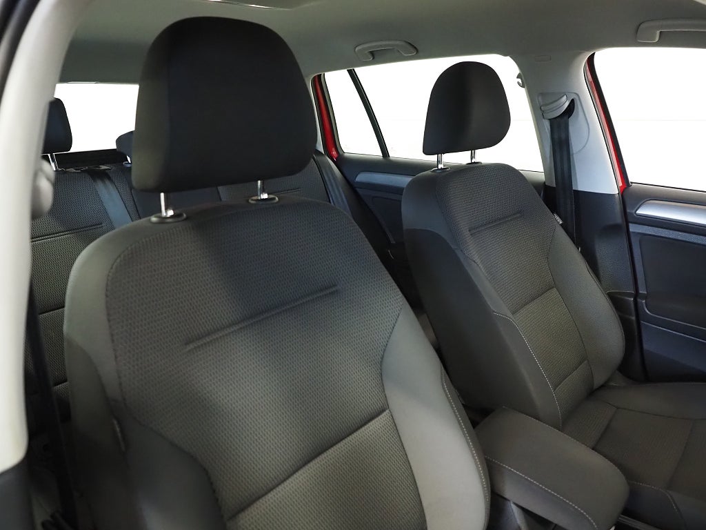 Volkswagen Golf Sportscombi 1.2 TSI 110hk | Drag | Backkamera | 2017