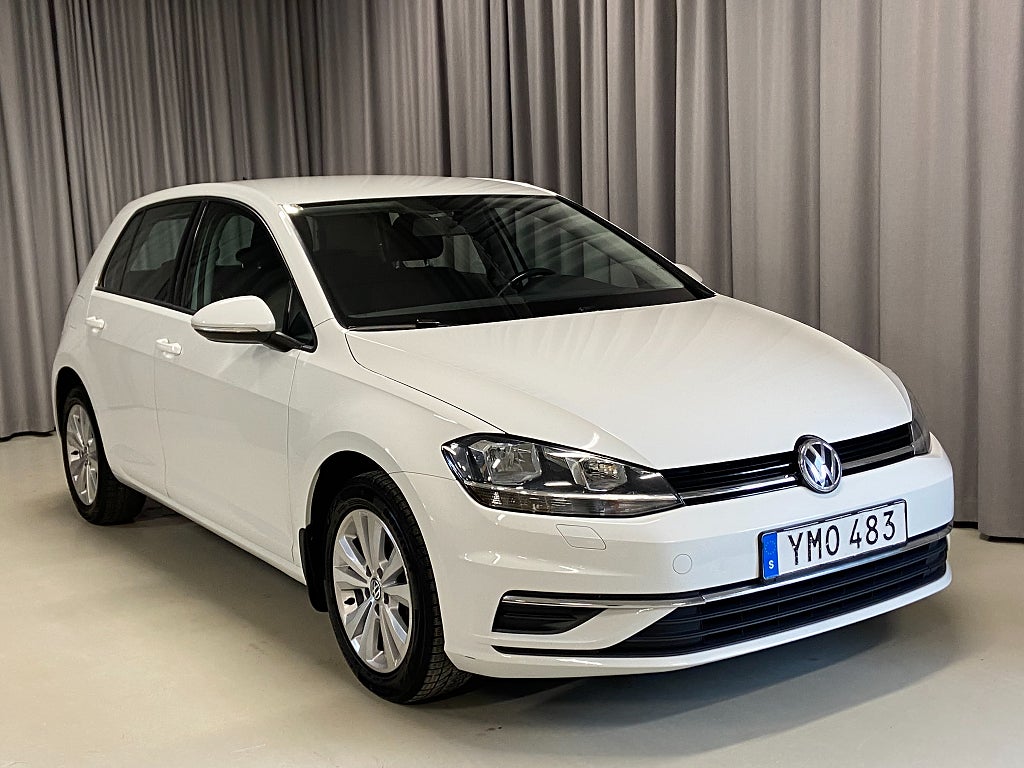 Volkswagen Golf 5-dörrar 1.0 TSI 110hk Base Automat