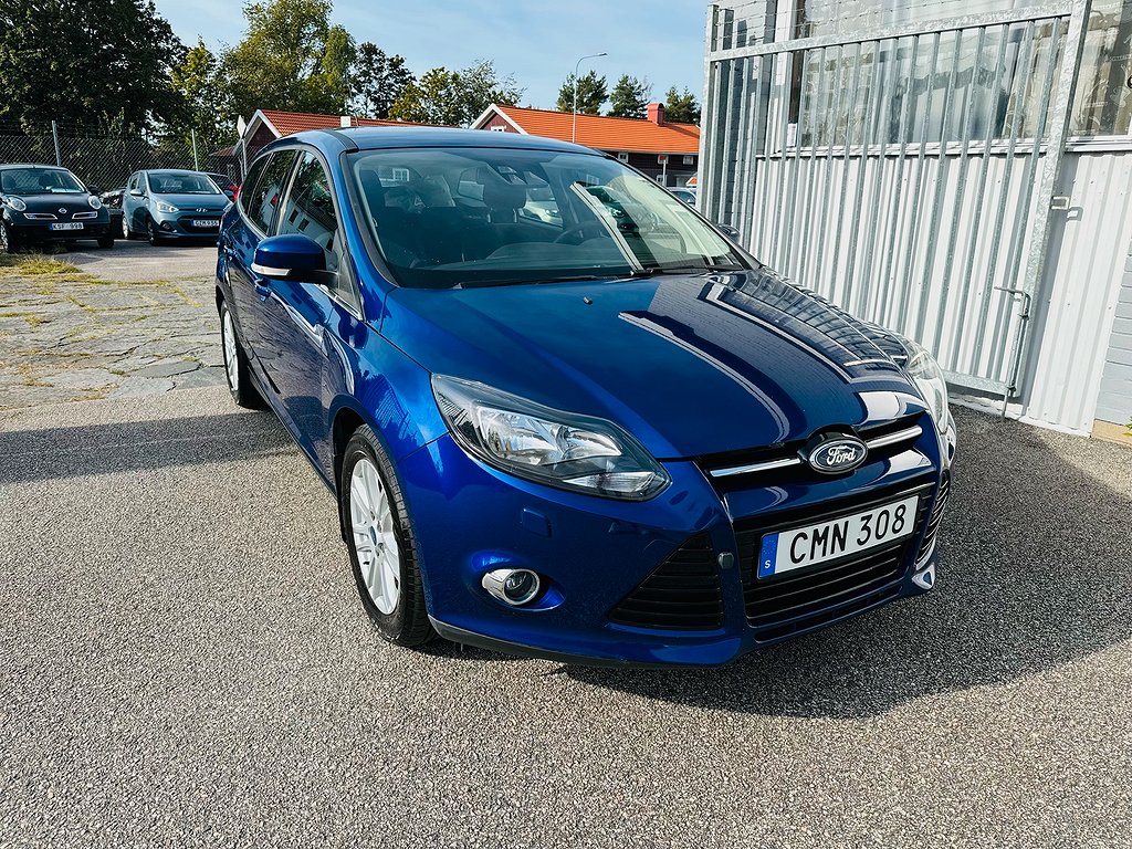 Ford Focus 1.0 100HK ECOBOOST KOMBI TITANIUM / VÄRMARE