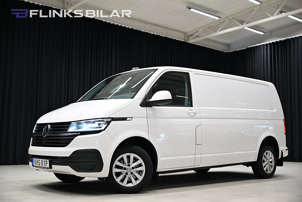 Volkswagen Transporter 4Motion 150HK L2|Nedlackad|LED|Inredd|Drag|Värmare|Moms