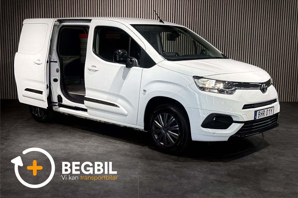Toyota ProAce 1.5D City /Leasbar/3-Sits/Drag/Kamera/ Carplay/ Navi 