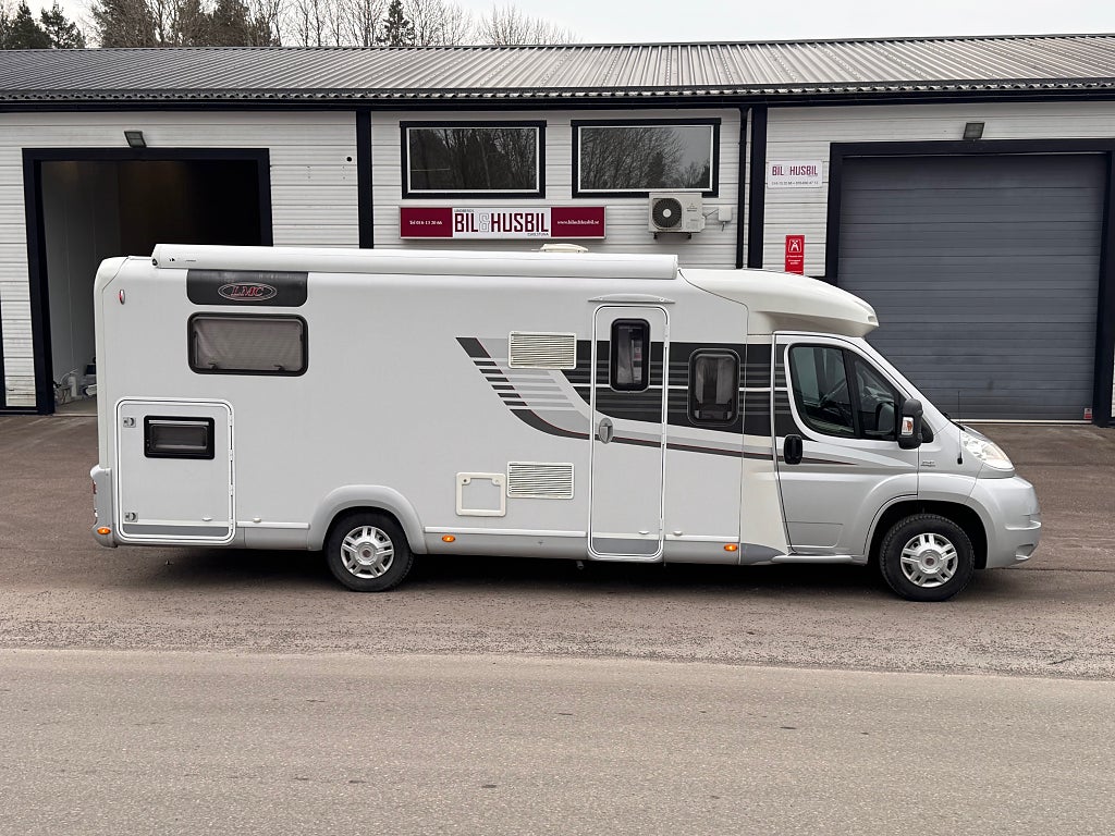 LMC Liberty Cruiser 731 , Elpatron, Långbäddar, 