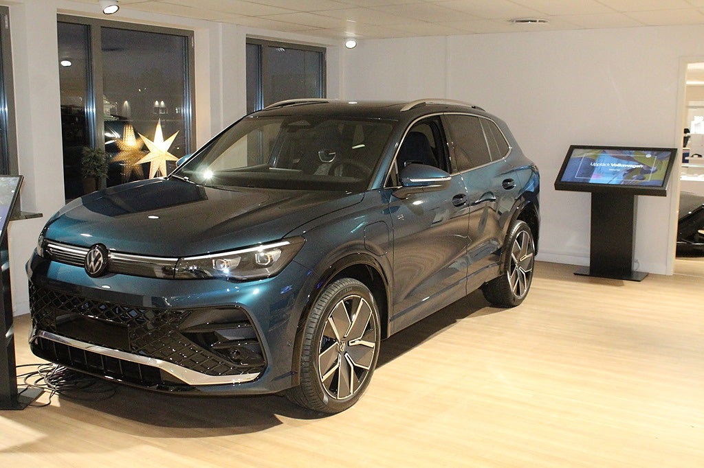 Volkswagen Tiguan eHybrid R-LINE 272 HK DSG6