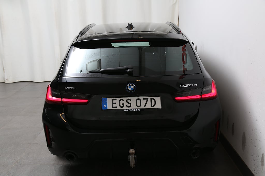 BMW 330e xDrive Touring M-Sport Aut Drag HiFi Aktiv Farth. 2023