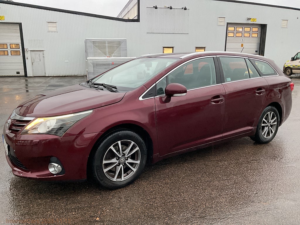 Toyota Avensis Combi Business 1.8 Multidrive S /AUTOMAT Dragkrok