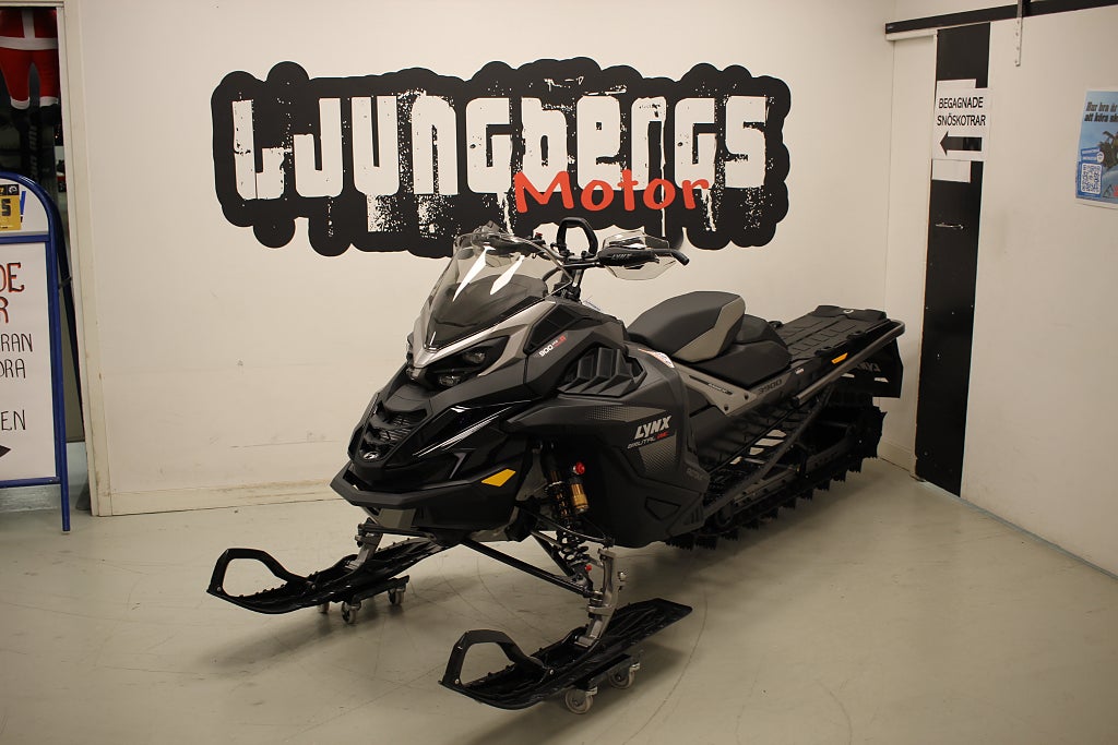 Lynx Brutal RE 900 ACE Turbo R 3900 2026 *KÖP NU 