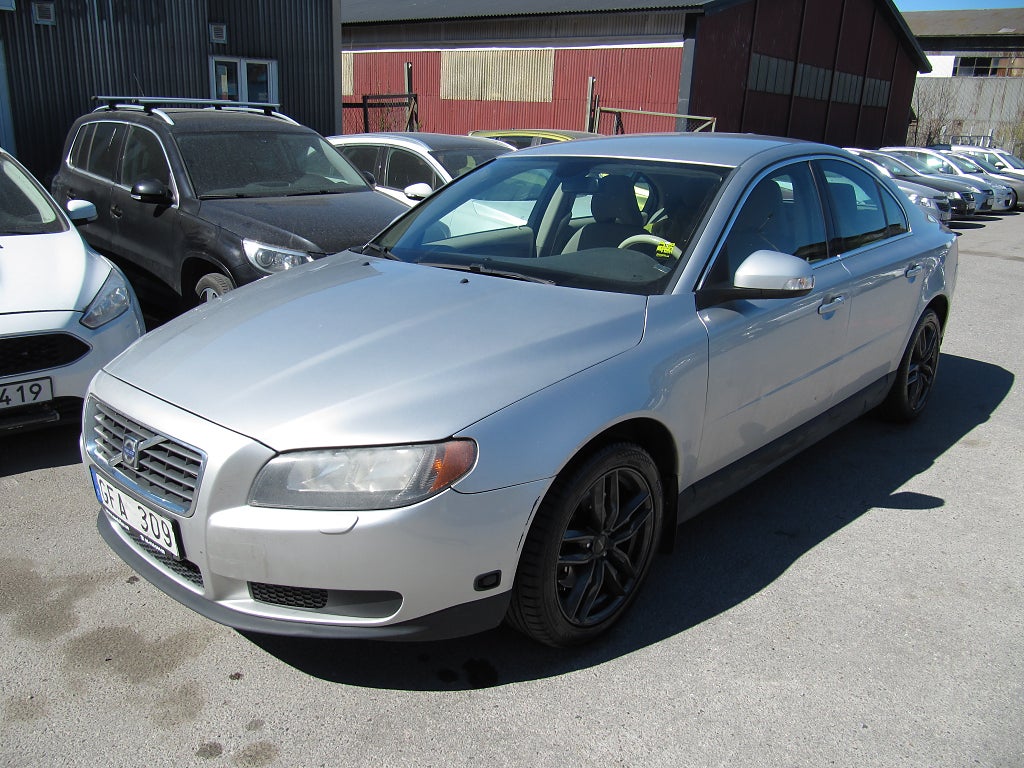 Volvo S80 2.5T Geartronic Kinetic Euro 4 ACC / DRAG / NY BESIKTAD