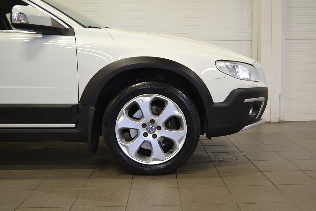 Volvo XC70 D4 181hk AWD Classic Summum | Drag | D-värm | Skinn | 2016