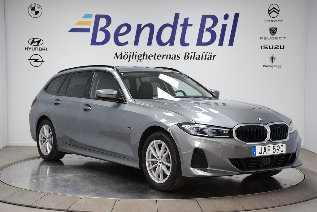 BMW 330e xDrive Touring Innovation/Drag/Rattvärme/Adaptiv farthållare