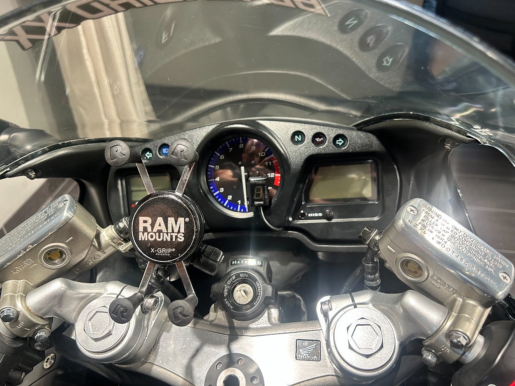 Honda CBR1100XX Super Blackbird 3,45%