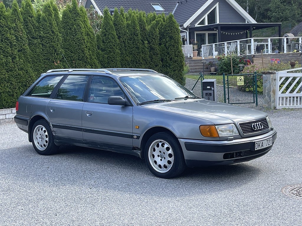 Audi 100 Avant 2.0 E, taklucka, 3 ägare, besiktad, 115hk, 1992