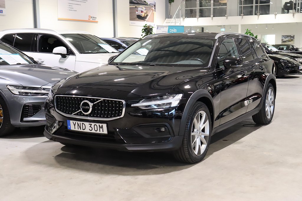 Volvo V60 Cross Country B4 197HK Momentum AWD Aut VOC/Drag