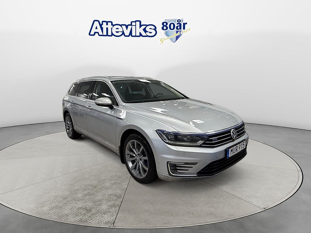 Volkswagen Passat Variant GTE 1.4 TSi 218hk *P.värmare/Dragkrok/Backkame...