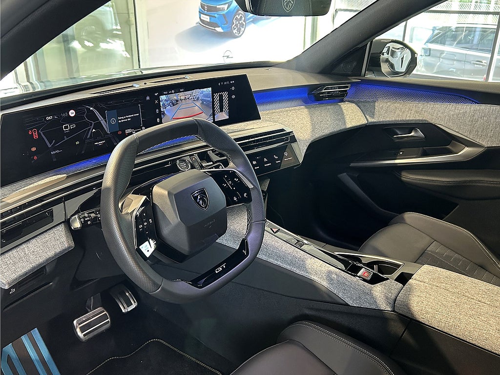 Bild på Peugeot 5008 GT Hybrid 145hk Aut - NYA VINTERHJUL INGÅR!