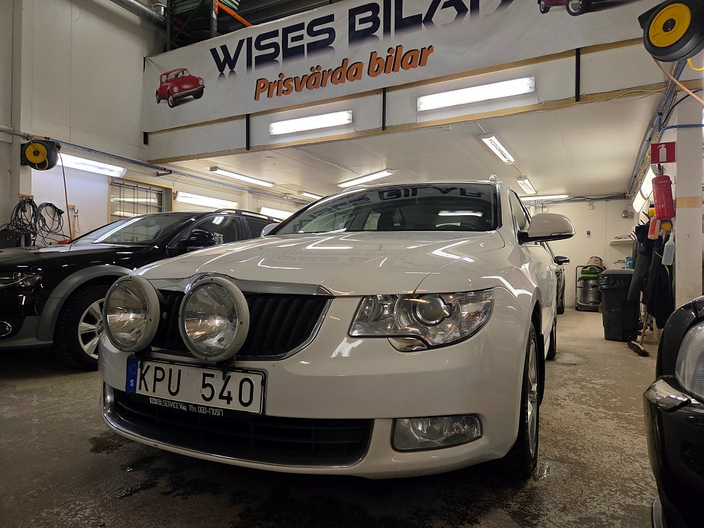 Skoda Superb Kombi 2.0 TDI 4x4 Elegance Euro 5 Nyservad