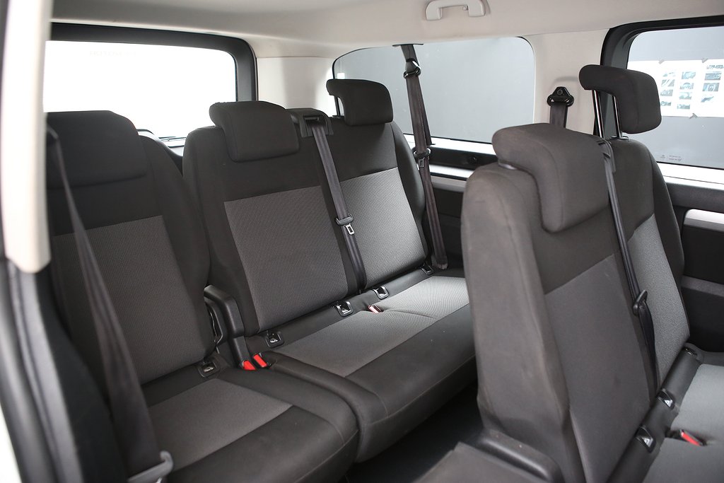 Peugeot Expert Combi 2,0 BlueHDi Traveller 9-Sits Leasbar 2022